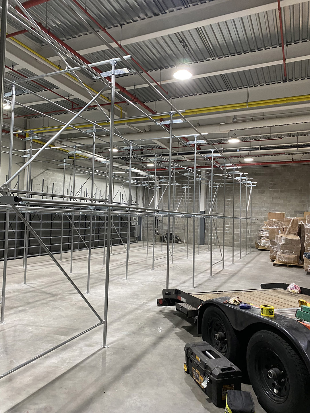 Railex System Slick Rail Rack System Installed In A Warehouse